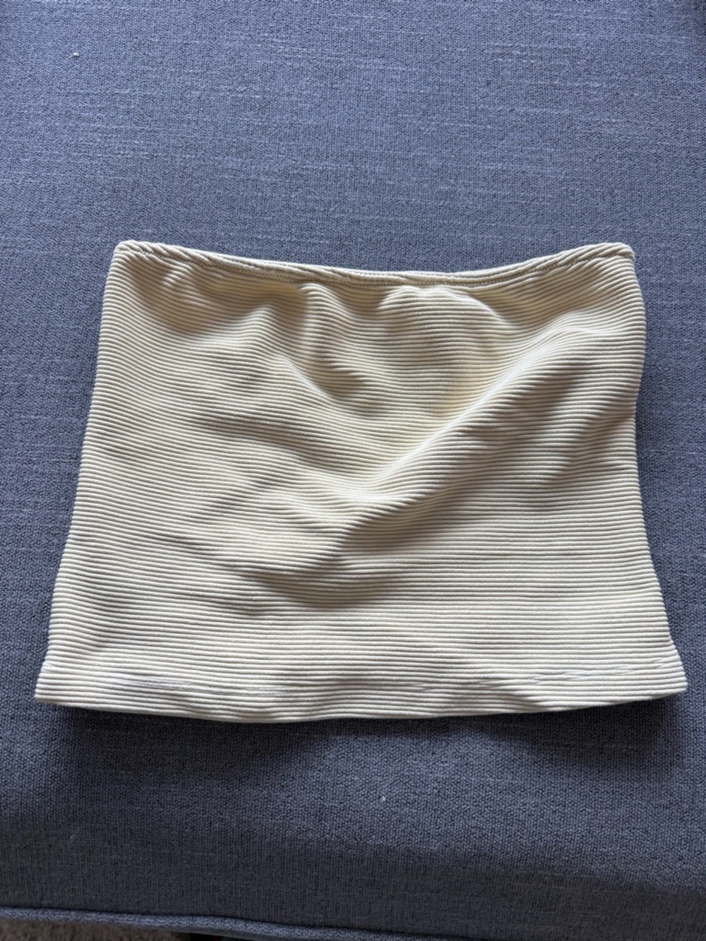 Cropped tube top size large. ( fits like medium ). Dynamite